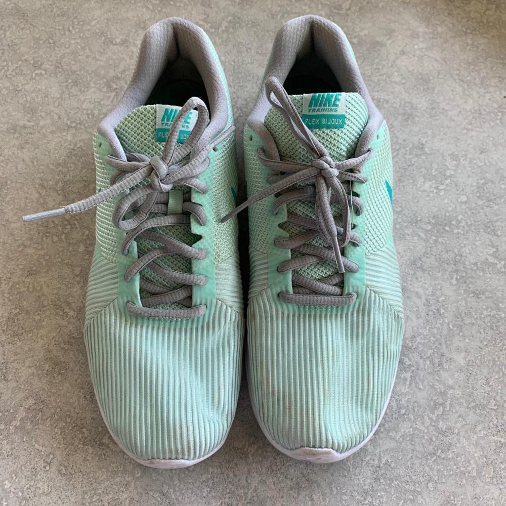 Size 9 NIKE Flex BiJoux Runners , Sneakers
